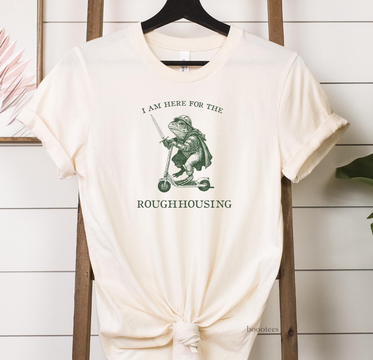 Frog Am Here Roughhousing Tee Tees Weird Weirdcore Meme Scooter - T-Shirt, Sweatshirt, Hoodie
