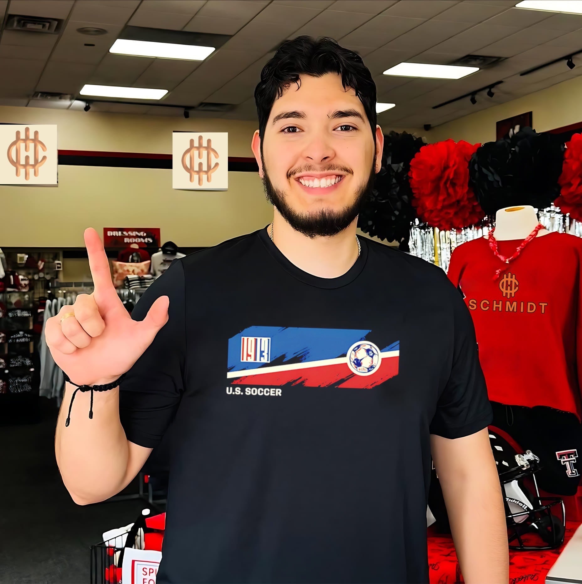 U.S. Soccer Retro 1913 Brush shirt Unisex T-shirt, Sweatshirt, Hoodie, Long Sleeve Tee - T-Shirt, Sweatshirt, Hoodie