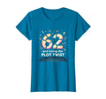 62 And Living Plot Twist Birthday T-Shirt - Aesthetic Graphic Men Women - T-Shirt, Sweatshirt, Hoodie