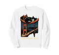 San Francisco Cat Golden Gates Sweatshirt - Casual Everyday Wear Men Women - T-Shirt, Sweatshirt, Hoodie