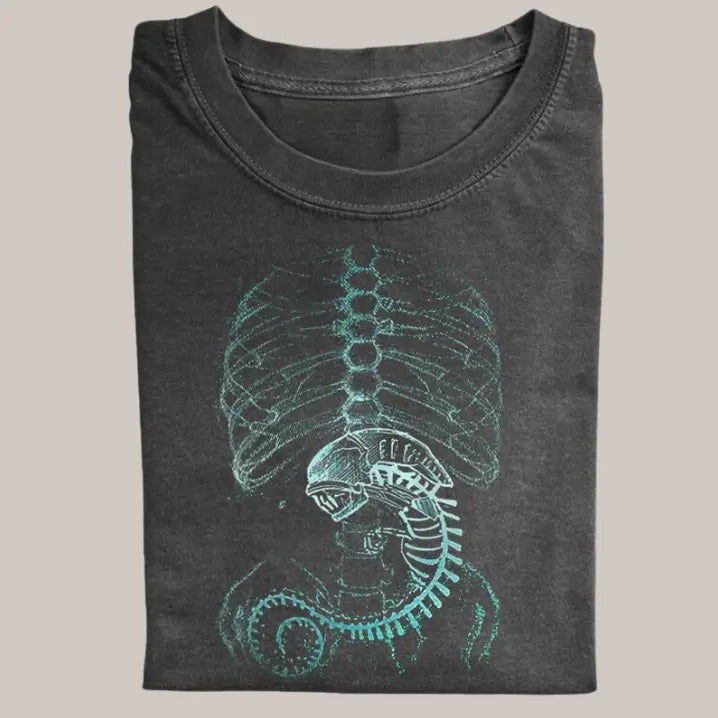 Alien 1979 Vintage Alien Horror Movie Shirt Funny Halloween Shirt Shirt Menswear Womenswear Streetwear T-Shirts, Hoodie, Sweatshirt - T-Shirt, Sweatshirt, Hoodie