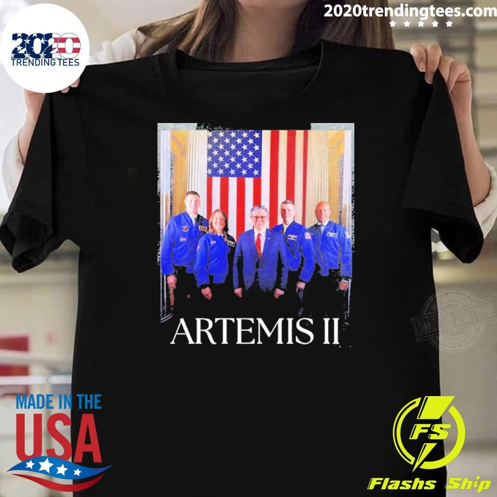 Artemis Ii Team Photo Shirt Unisex T-shirt, Sweatshirt, Hoodie, Long Sleeve Tee - T-Shirt, Sweatshirt, Hoodie