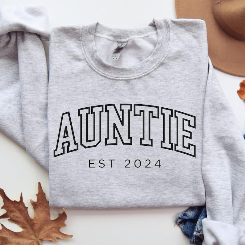 Auntie Est 2024 Aunt Aunt Cool Aunt Sister Gif T-Shirts, Hoodie, Sweatshirt - T-Shirt, Sweatshirt, Hoodie