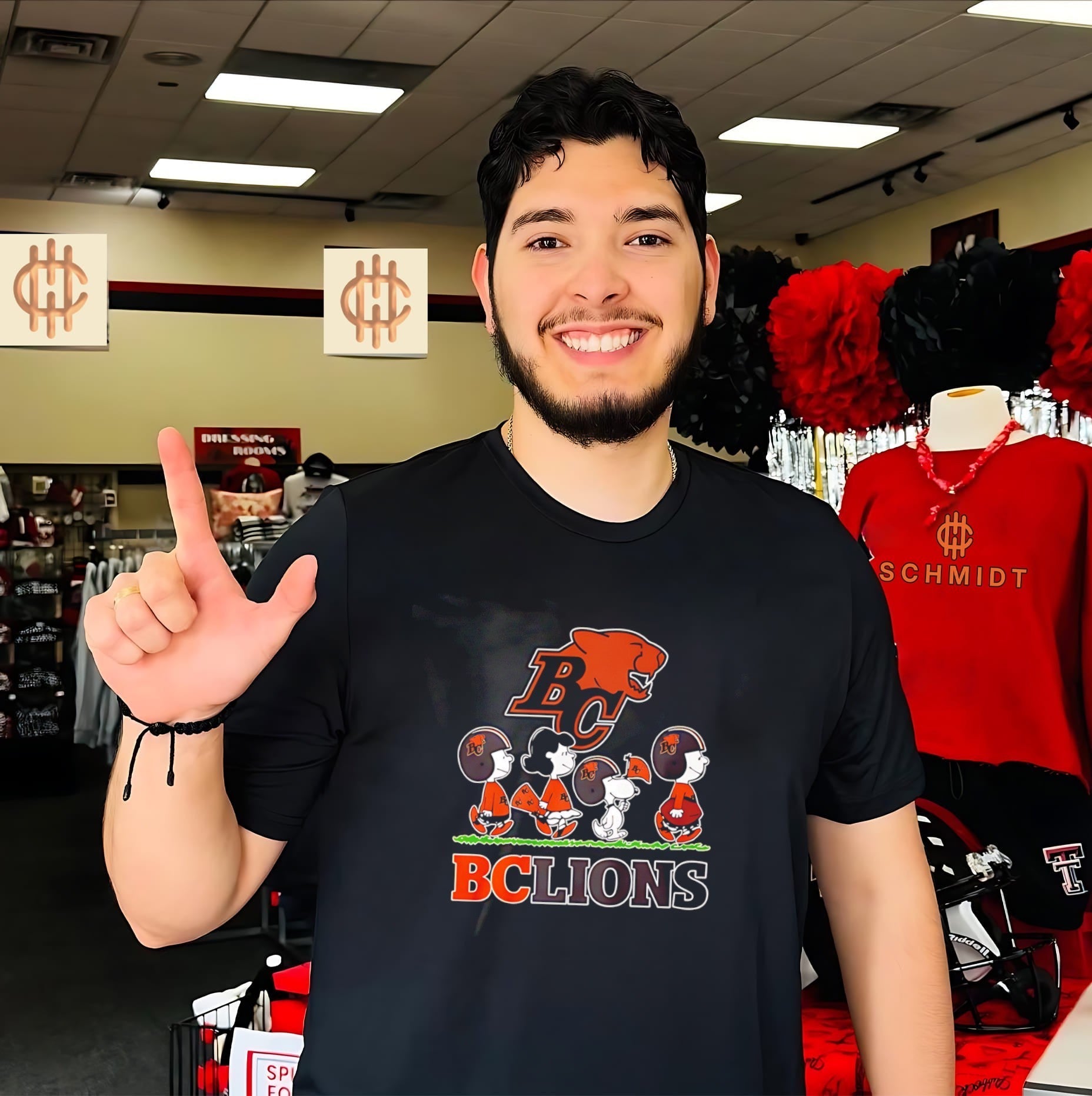BC Lions features Peanuts Abbey Road shirt Unisex T-shirt, Sweatshirt, Hoodie, Long Sleeve Tee - T-Shirt, Sweatshirt, Hoodie