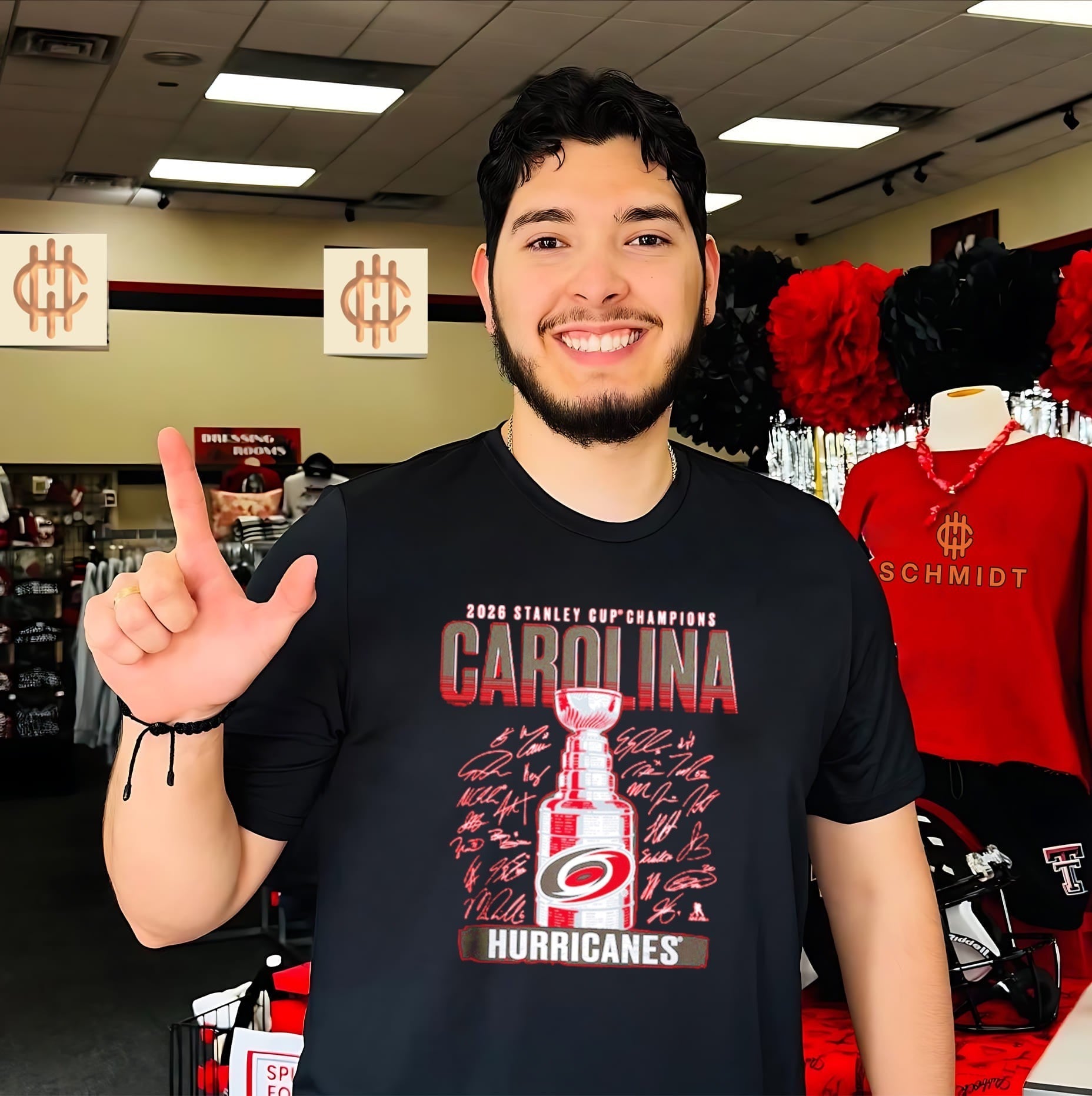 Carolina Hurricanes 2026 Stanley Cup Champions Signature Roster shirt Unisex T-shirt, Sweatshirt, Hoodie, Long Sleeve Tee - T-Shirt, Sweatshirt, Hoodie