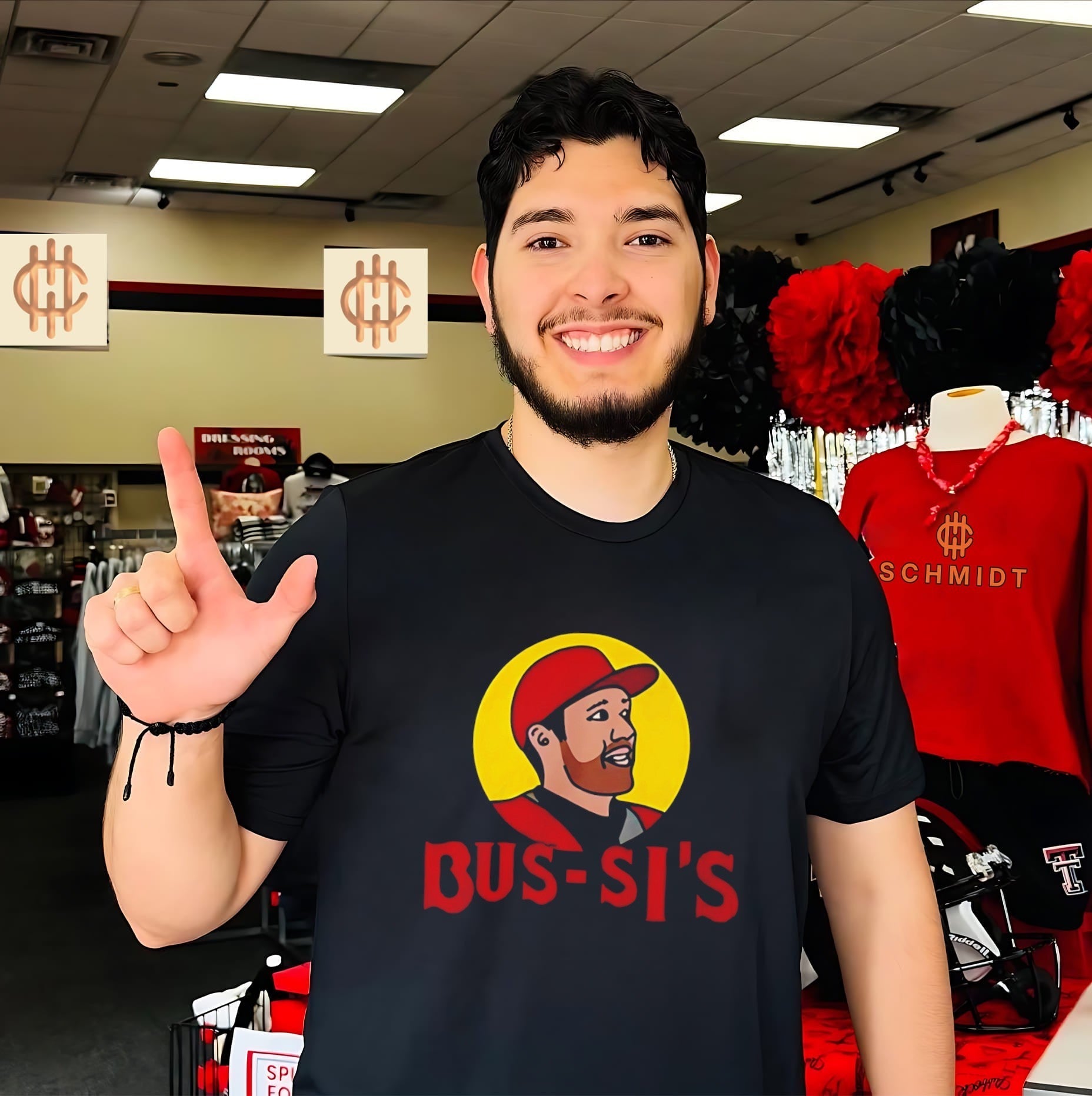 Carolina Hurricanes Buc-ees Bus-Sis shirt Unisex T-shirt, Sweatshirt, Hoodie, Long Sleeve Tee - T-Shirt, Sweatshirt, Hoodie