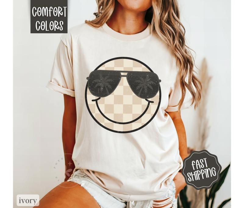 Checkered Smile Beige Shirt Comfort Colors Happy Face Beach T-Shirts, Hoodie, Sweatshirt - T-Shirt, Sweatshirt, Hoodie