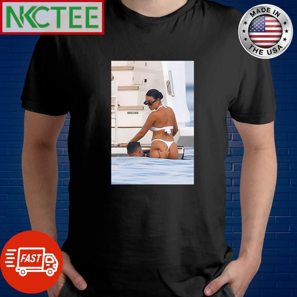 Cristiano Ronaldo squeezes Georgina Rodriguez’s butt shirt Unisex T-shirt, Sweatshirt, Hoodie, Long Sleeve Tee - T-Shirt, Sweatshirt, Hoodie