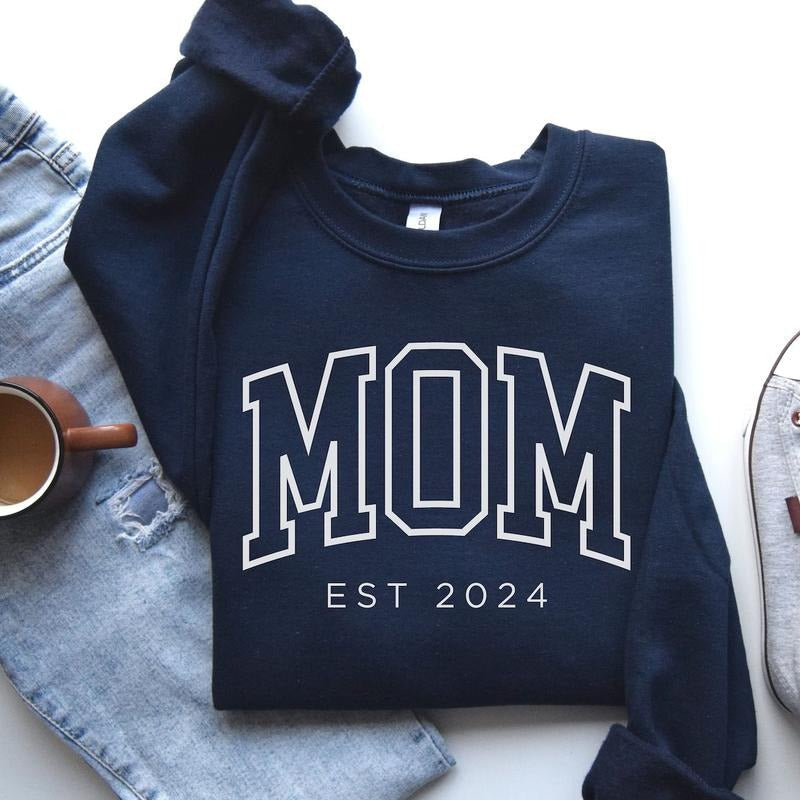 Custom Mom Mama Est 2024 Mom Pregnancy Announcement Cool Mom New Mom Womenswear 02 T-Shirts, Hoodie, Sweatshirt - T-Shirt, Sweatshirt, Hoodie