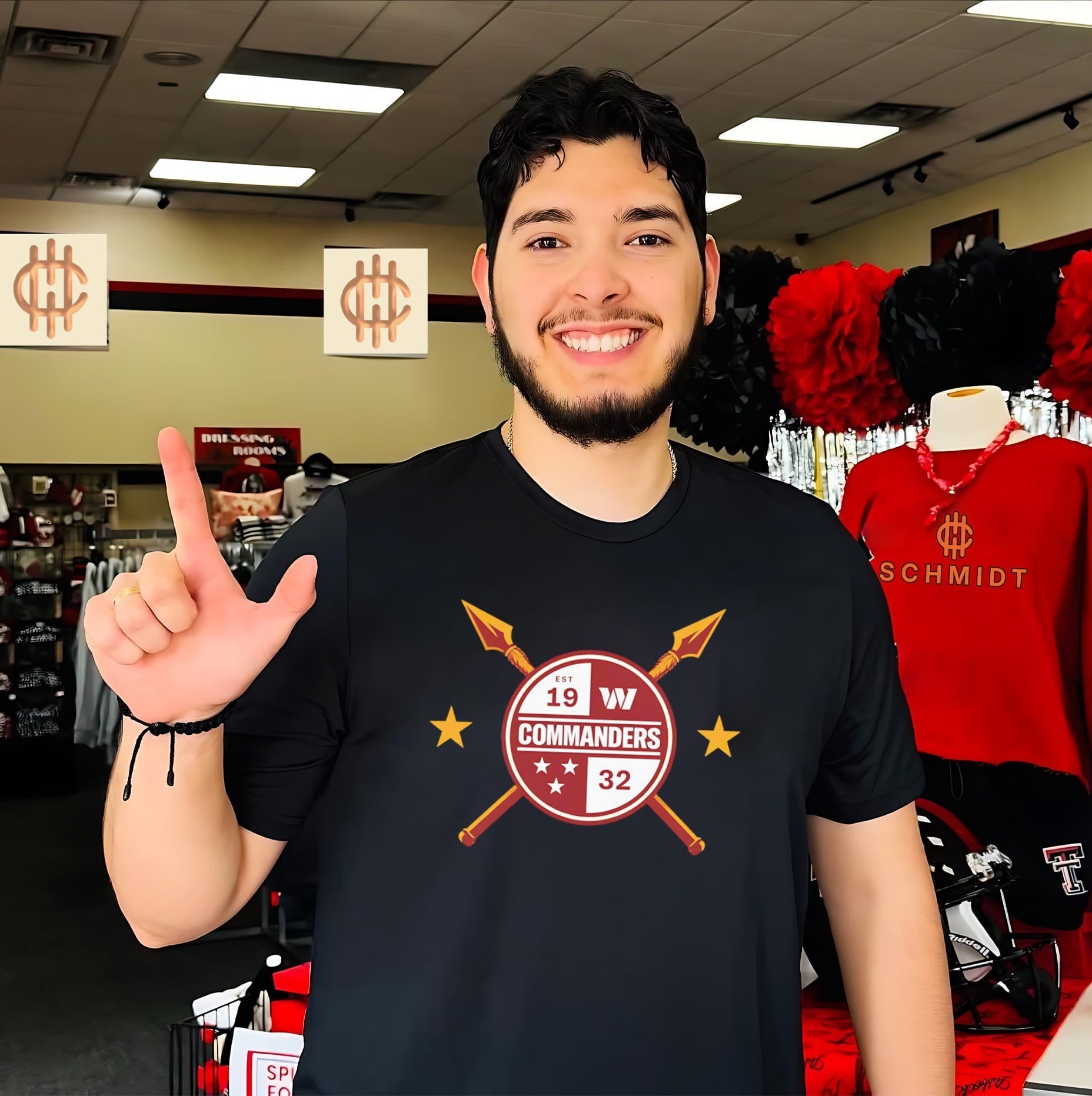 Dan Quinn Washington Commanders Logo Est 1932 shirt Unisex T-shirt, Sweatshirt, Hoodie, Long Sleeve Tee - T-Shirt, Sweatshirt, Hoodie
