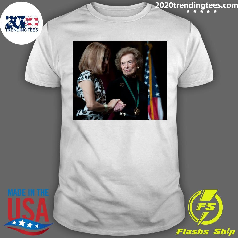 Doris Fisher Co-Founder of the Gap Dies at 94 Shirt Unisex T-shirt, Sweatshirt, Hoodie, Long Sleeve Tee - T-Shirt, Sweatshirt, Hoodie