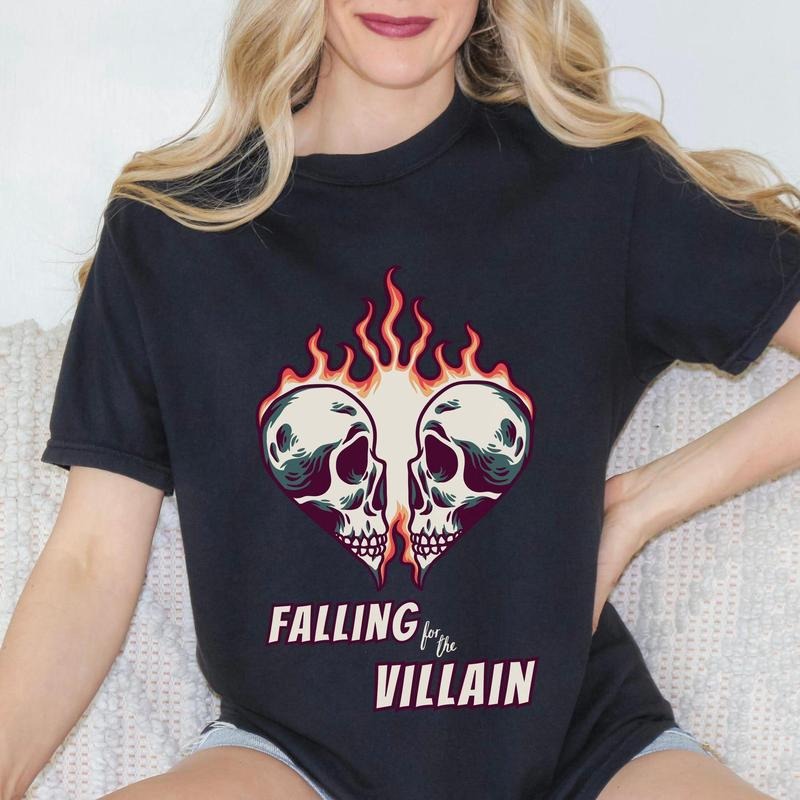 Falling Villain Romance Book Book Boyfriends Do Better Readers Readers Dark Romance Reader Romance Reader T-Shirts, Hoodie, Sweatshirt - T-Shirt, Sweatshirt, Hoodie
