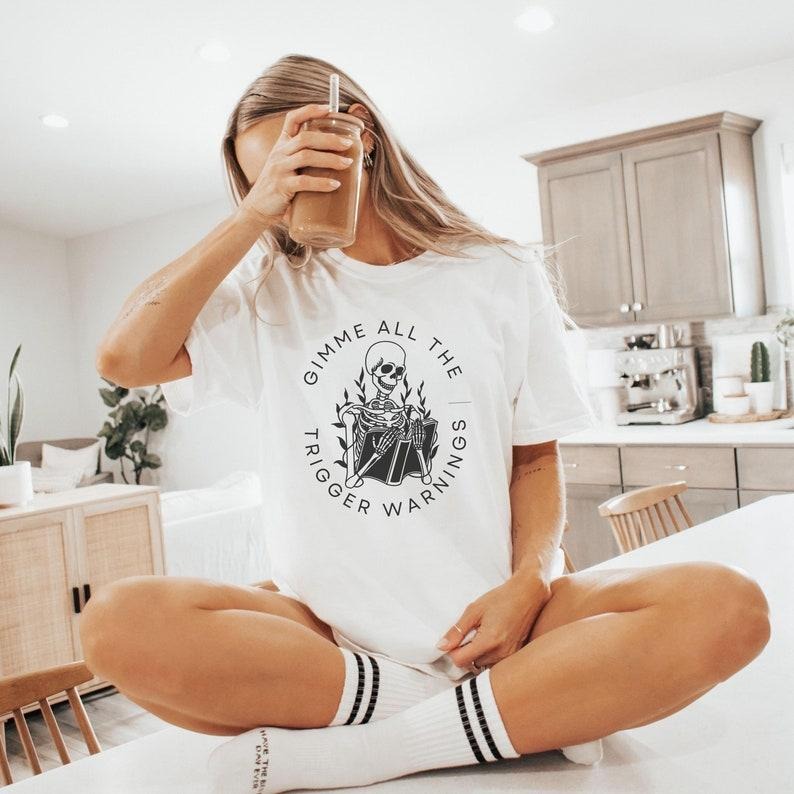 Gimme All Trigger Warnings Shirt Dark Romance Bookish Booktok Funny Readers Book Club Shirt Smut T-Shirts, Hoodie, Sweatshirt - T-Shirt, Sweatshirt, Hoodie