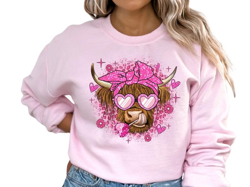 Highland Cow Top & T-Shirts, Hoodie, Sweatshirt - T-Shirt, Sweatshirt, Hoodie