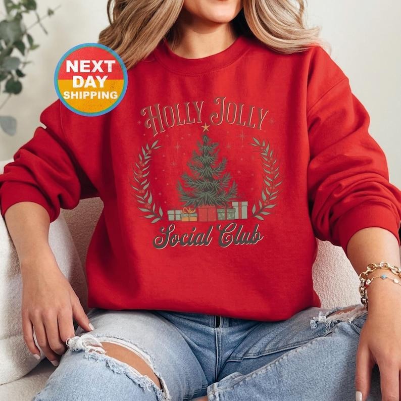 Holly Jolly Social Club Tree Retro Cozy Festive Xmas Tree T-Shirts, Hoodie, Sweatshirt - T-Shirt, Sweatshirt, Hoodie