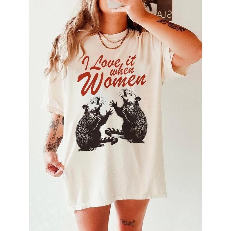 I Love When Shirt Funny Lesbian Pan Pride Bi Possum Shirt Queer Punk Sapphic Shirt Trans Girl Queer T-Shirts, Hoodie, Sweatshirt - T-Shirt, Sweatshirt, Hoodie