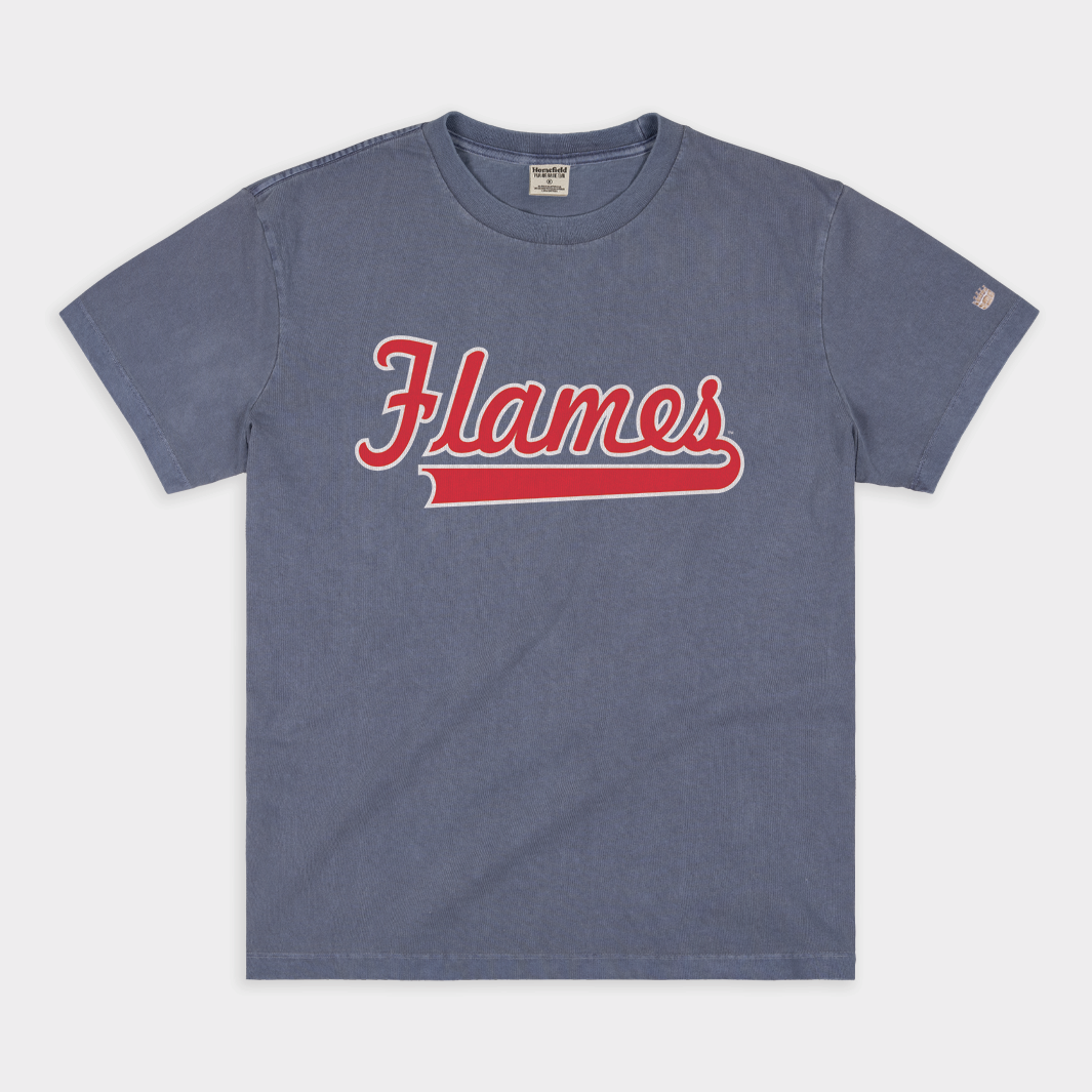 UIC Flames Script Vintage Heavyweight T-Shirts, Hoodie, Sweatshirt - T-Shirt, Sweatshirt, Hoodie