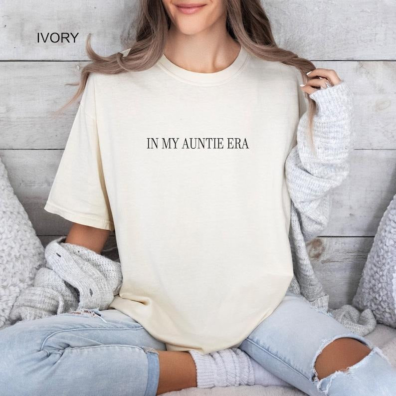 My Auntie Era Shirts Auntie Favorite Aunt Cool Aunt Cute Aunt Era Outfits Aunt T-Shirts, Hoodie, Sweatshirt - T-Shirt, Sweatshirt, Hoodie