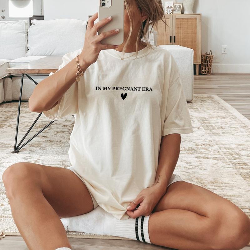 My Pregnant Era Im Pregnant Shirt Pregnant Daughter Expecting Mom Pregnancy Reveal Baby Announcement Ideas T-Shirts, Hoodie, Sweatshirt - T-Shirt, Sweatshirt, Hoodie