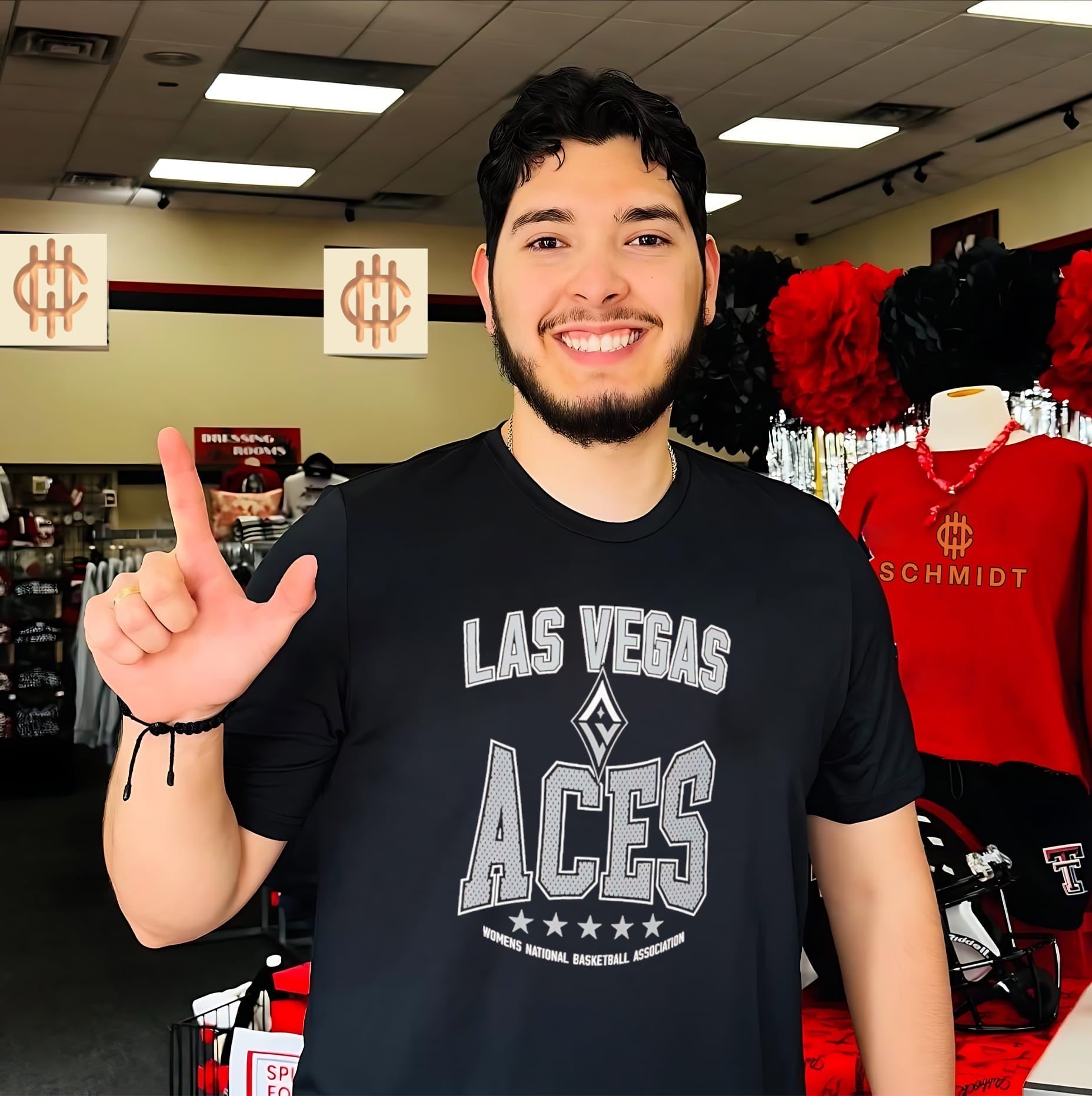 Las Vegas Aces WNBA 2026 Starter Center Squeeze shirt Unisex T-shirt, Sweatshirt, Hoodie, Long Sleeve Tee - T-Shirt, Sweatshirt, Hoodie