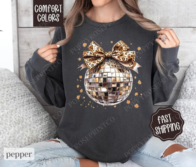 Leopard Disco Bow Comfort Colors New Year'S 2025 NYE T-Shirts, Hoodie, Sweatshirt - T-Shirt, Sweatshirt, Hoodie