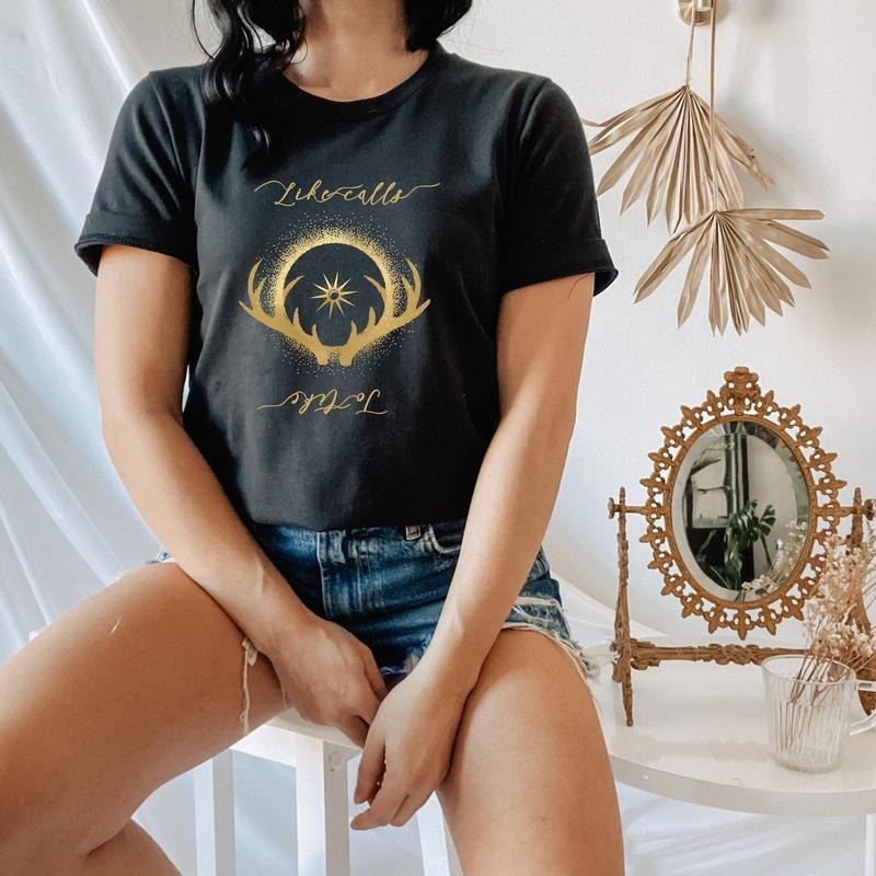 Like Calls Like Sun Summoner Shirt Grishaverse Shadow Bone Bookish Grisha Six Crows Darkling T-Shirts, Hoodie, Sweatshirt - T-Shirt, Sweatshirt, Hoodie