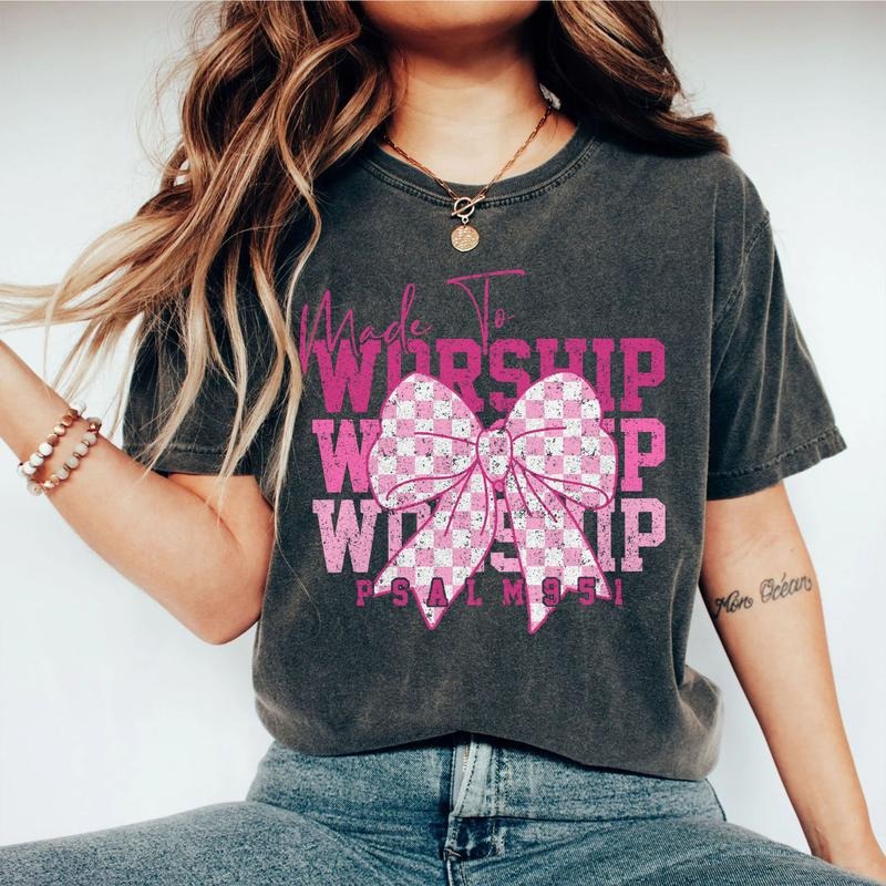 Made Worship Christian Shirt Psalm 95:1 Faith Pink Checkered Bow Inspirational Religious T-Shirts, Hoodie, Sweatshirt - T-Shirt, Sweatshirt, Hoodie