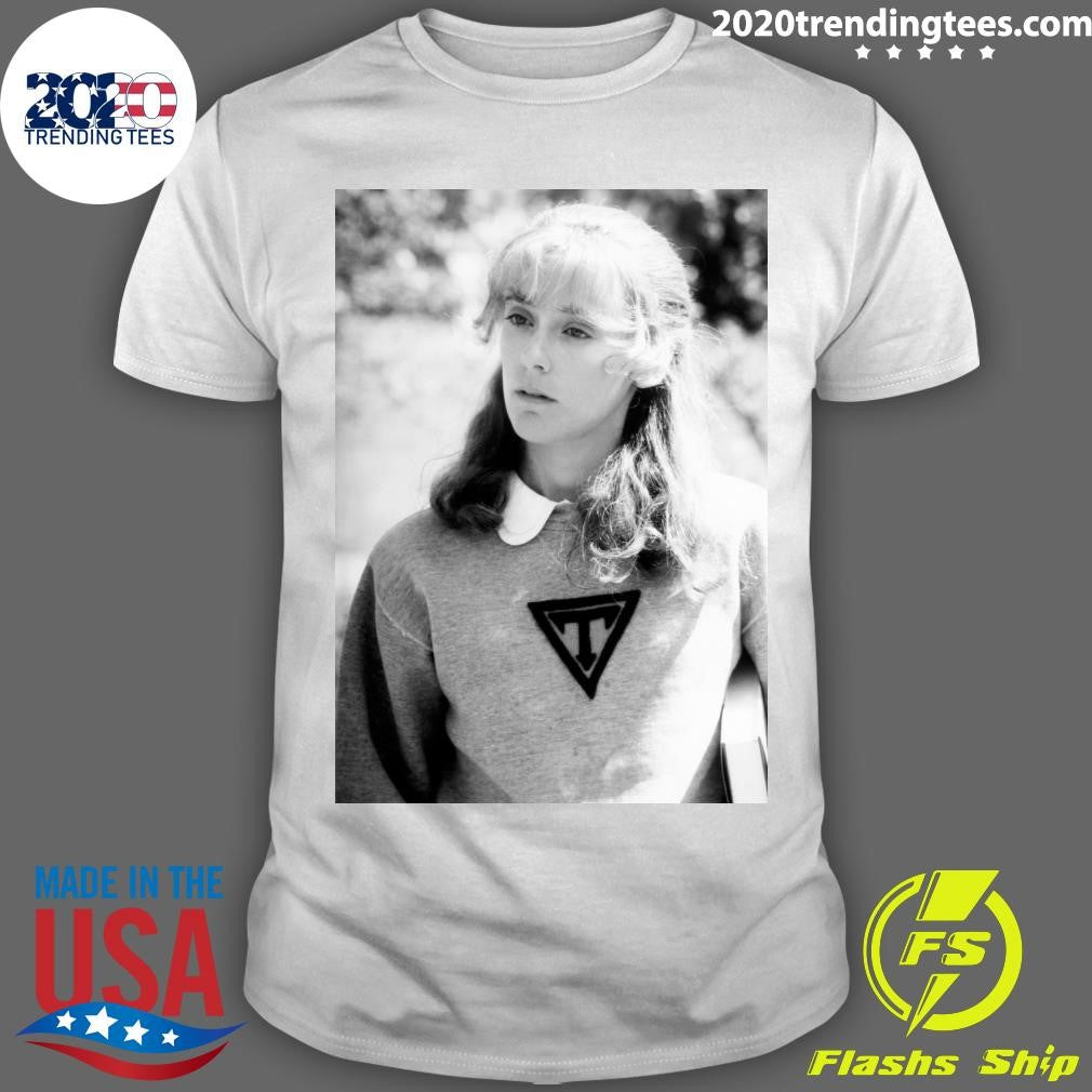 Mary Beth Hurt, Actress Acclaimed in Interiors and Garp, Dies at 79 Shirt Unisex T-shirt, Sweatshirt, Hoodie, Long Sleeve Tee - T-Shirt, Sweatshirt, Hoodie