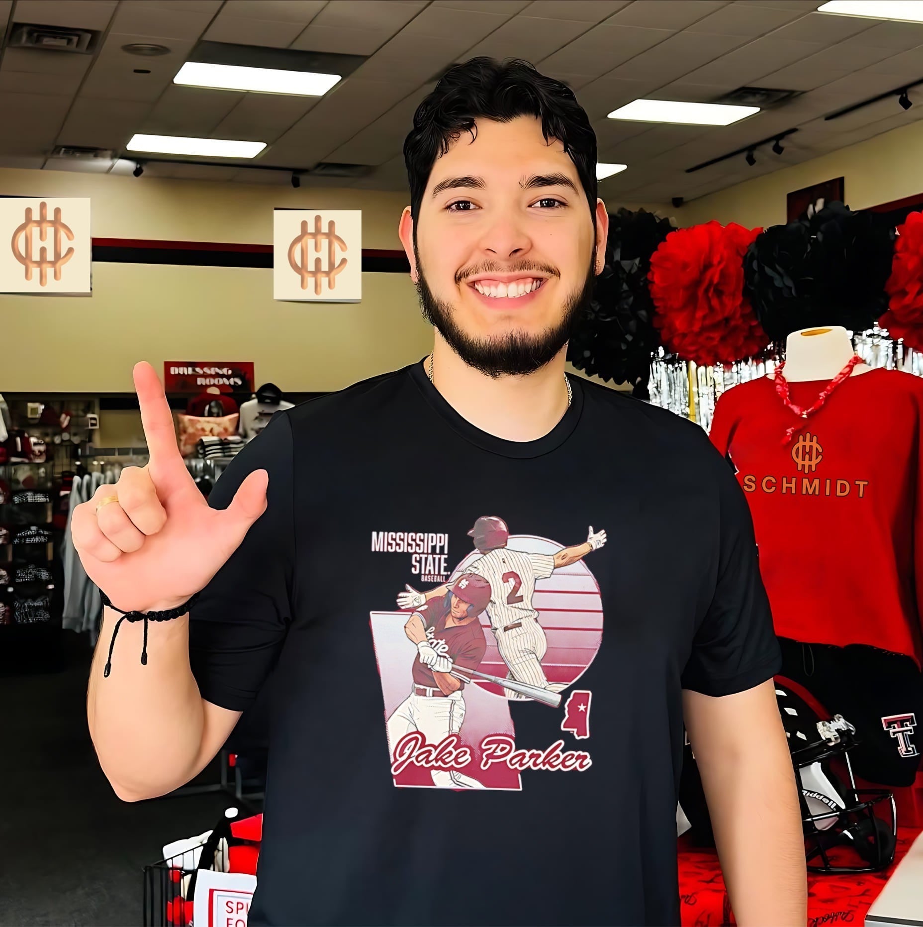 Mississippi State Jacob Parker posing graphic shirt Unisex T-shirt, Sweatshirt, Hoodie, Long Sleeve Tee - T-Shirt, Sweatshirt, Hoodie