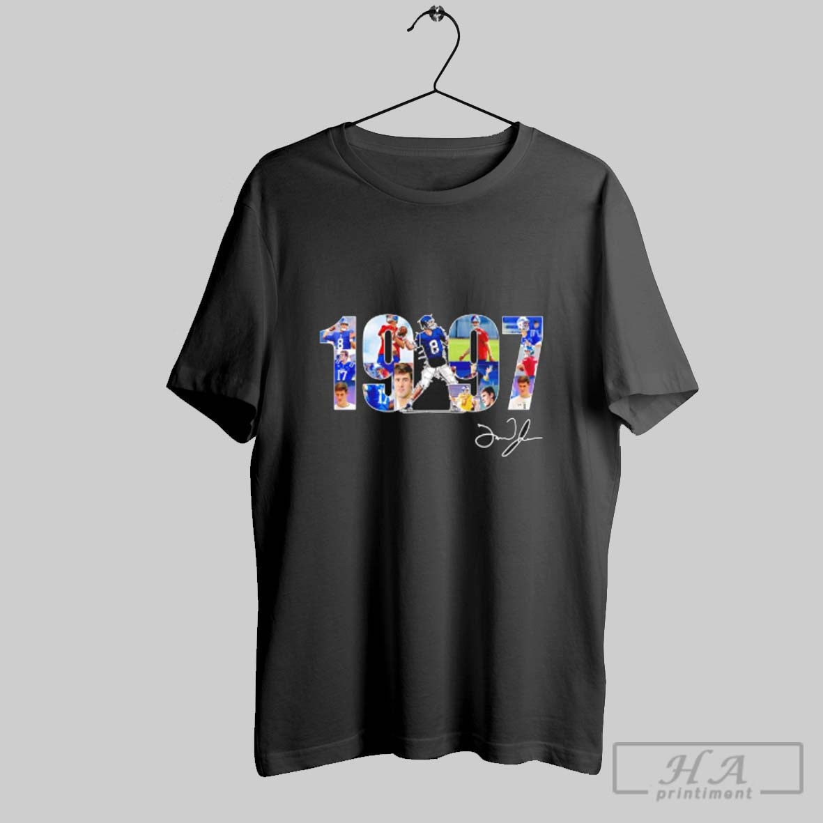 Official Daniel Jones 1997 Football Player Collage Signature Unisex T-shirt, Sweatshirt, Hoodie, Long Sleeve Tee - T-Shirt, Sweatshirt, Hoodie
