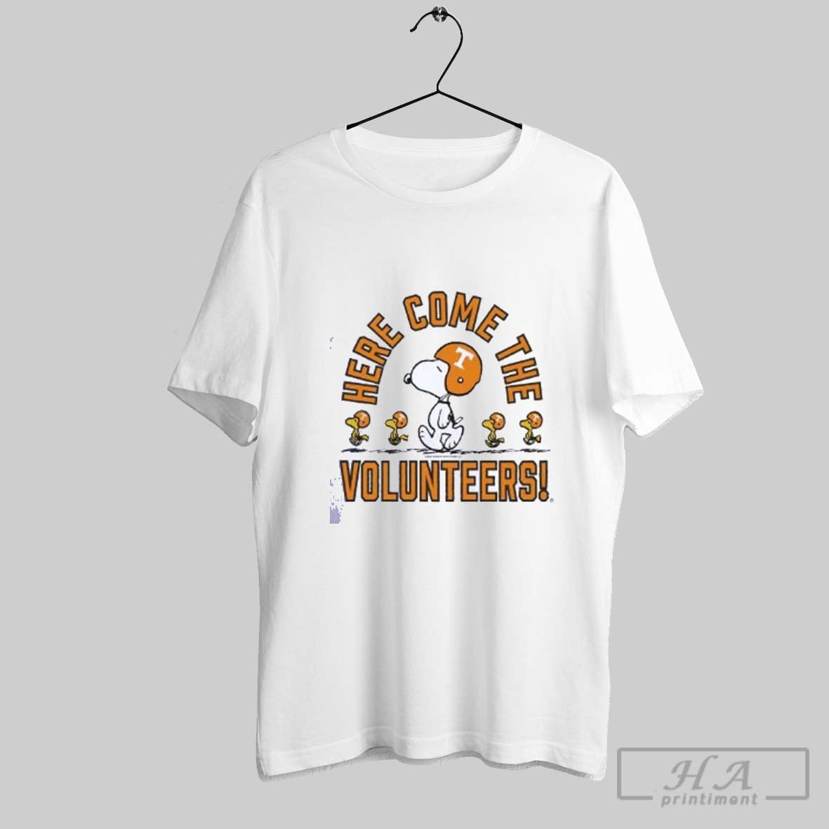 Official Official Here Come The Volunteers Peanuts X Tennessee Football Gameday Shirts Unisex T-shirt, Sweatshirt, Hoodie, Long Sleeve Tee - T-Shirt, Sweatshirt, Hoodie