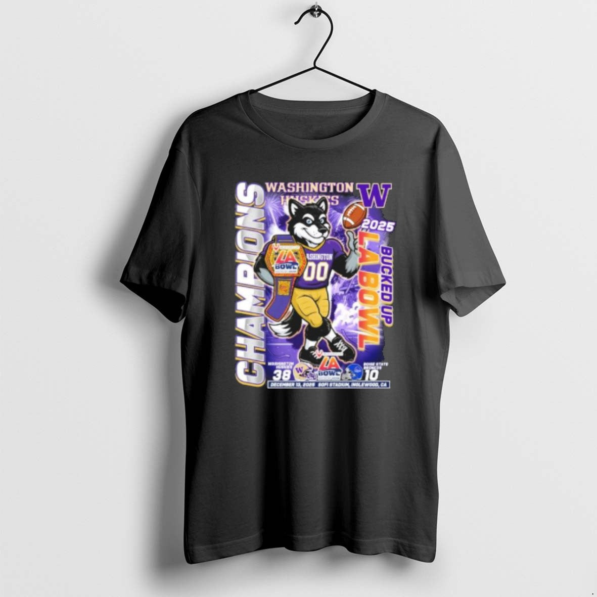 Official Washington Huskies Mascot 2025 Bucked Up La Bowl Champions Score T-Shirts, Hoodie, Sweatshirt - T-Shirt, Sweatshirt, Hoodie