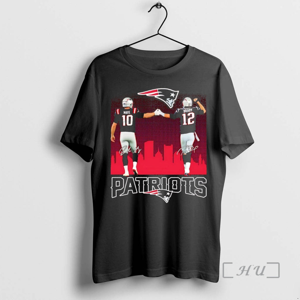Officials Maye Brady Fist Bump Patriots Signatures T-Shirts, Hoodie, Sweatshirt - T-Shirt, Sweatshirt, Hoodie