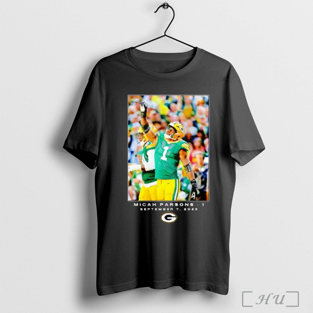 Officials Micah Parsons Green Bay Packers Football 2025 Photo T Shirt Unisex T-shirt, Sweatshirt, Hoodie, Long Sleeve Tee - T-Shirt, Sweatshirt, Hoodie