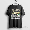 Officials Yes Im Old I Saw Greatness Green Bay Packers Skyline City Players Names T-Shirts, Hoodie, Sweatshirt - T-Shirt, Sweatshirt, Hoodie
