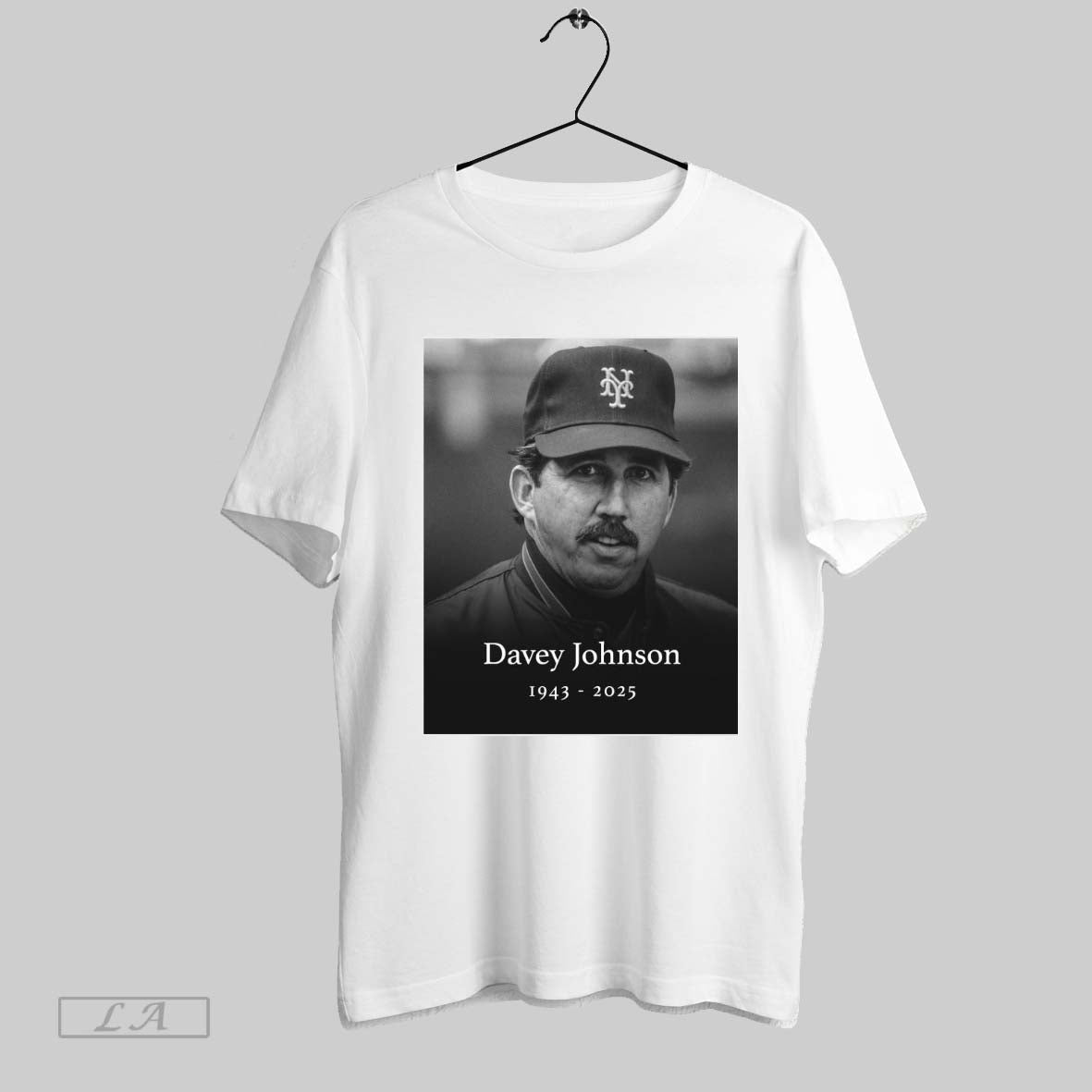 Original In Memoriam Davey Johnson 1943 2025 World Series Winning Manager Of The 86 Mets Unisex T-shirt, Sweatshirt, Hoodie, Long Sleeve Tee - T-Shirt, Sweatshirt, Hoodie