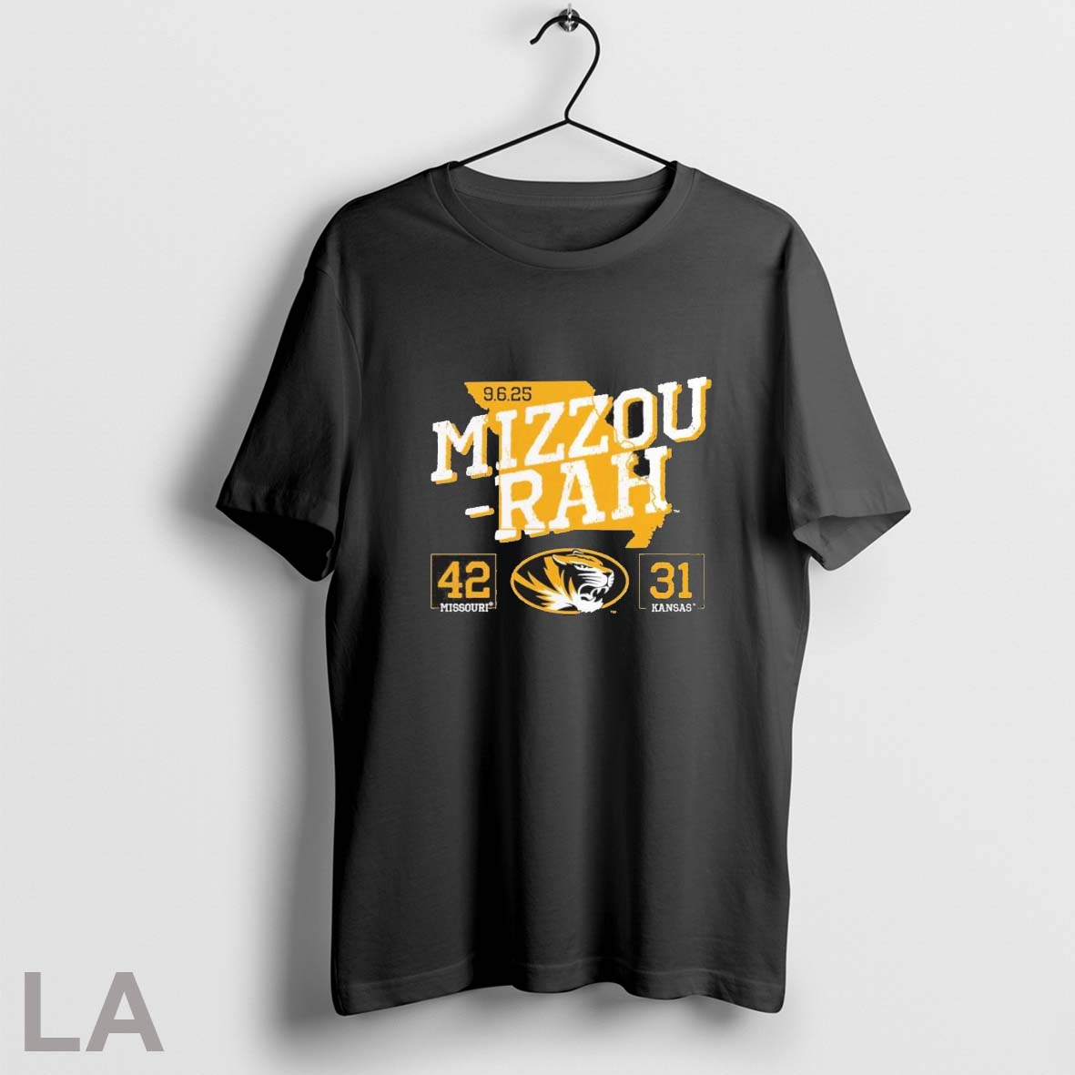 Original Missouri Tigers Vs Kansas Jayhawks 2025 Gameday Score Unisex T-shirt, Sweatshirt, Hoodie, Long Sleeve Tee - T-Shirt, Sweatshirt, Hoodie