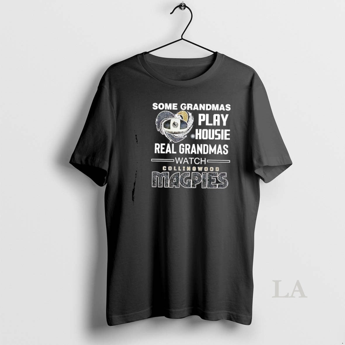Original Some Grandmas Play Housie Real Grandmas Watch Collingwood Magpies Diamond Heart Unisex T-shirt, Sweatshirt, Hoodie, Long Sleeve Tee - T-Shirt, Sweatshirt, Hoodie