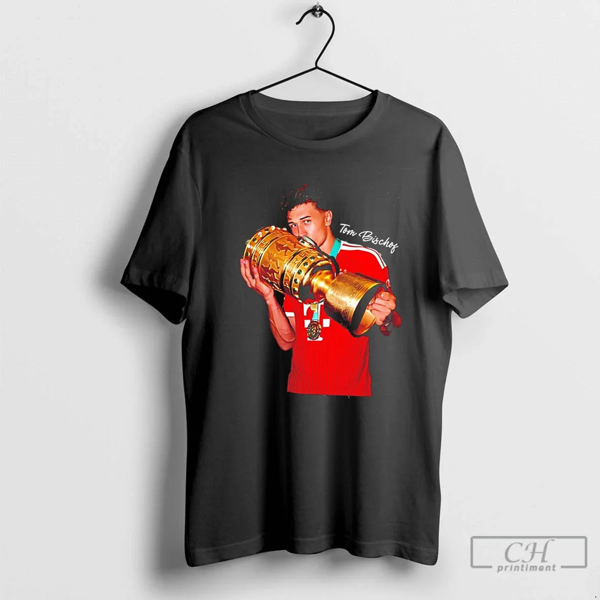 Premium Fc Bayern Munich Dfb Pokal Champions 2026 Tom Bischof Tee Unisex T-shirt, Sweatshirt, Hoodie, Long Sleeve Tee - T-Shirt, Sweatshirt, Hoodie