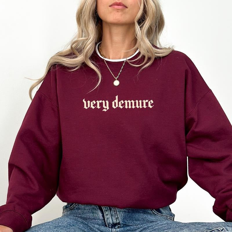 Retro Very Demure Funny Demure Vintage Demure Very Demure Very Mindful Influencer Trending Top Comfy Long Sleeve Unhignhed Casual Womenswear Soft Cotton Fabric Tops T-Shirts, Hoodie, Sweatshirt - T-Shirt, Sweatshirt, Hoodie