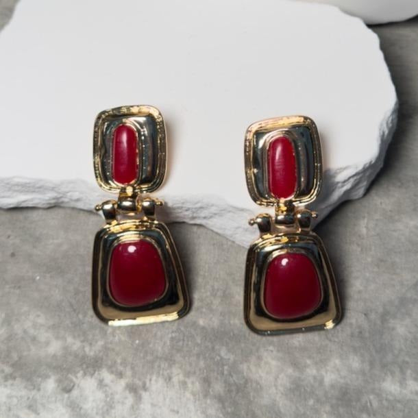 Scarlet Golden Drop Earrings T-Shirts, Hoodie, Sweatshirt - T-Shirt, Sweatshirt, Hoodie