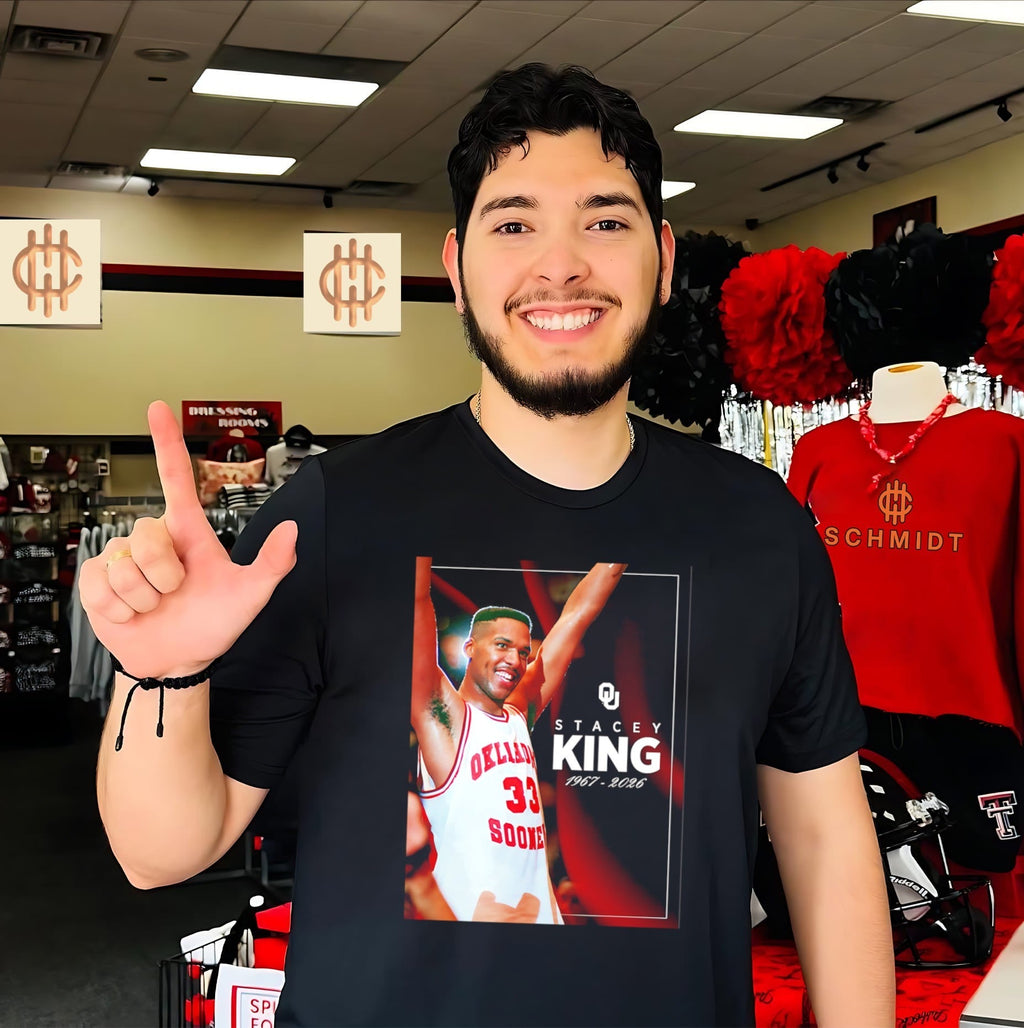 Stacey King Oklahoma Sooners 1967-2026 Legends potrait shirt Unisex T-shirt, Sweatshirt, Hoodie, Long Sleeve Tee - T-Shirt, Sweatshirt, Hoodie