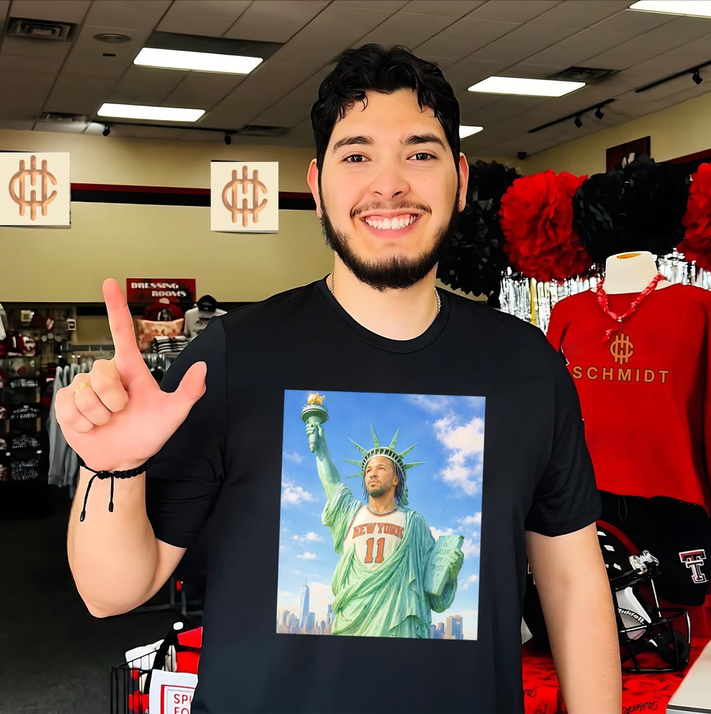 Statue of Liberty but thats Jalen Brunson shirt Unisex T-shirt, Sweatshirt, Hoodie, Long Sleeve Tee - T-Shirt, Sweatshirt, Hoodie