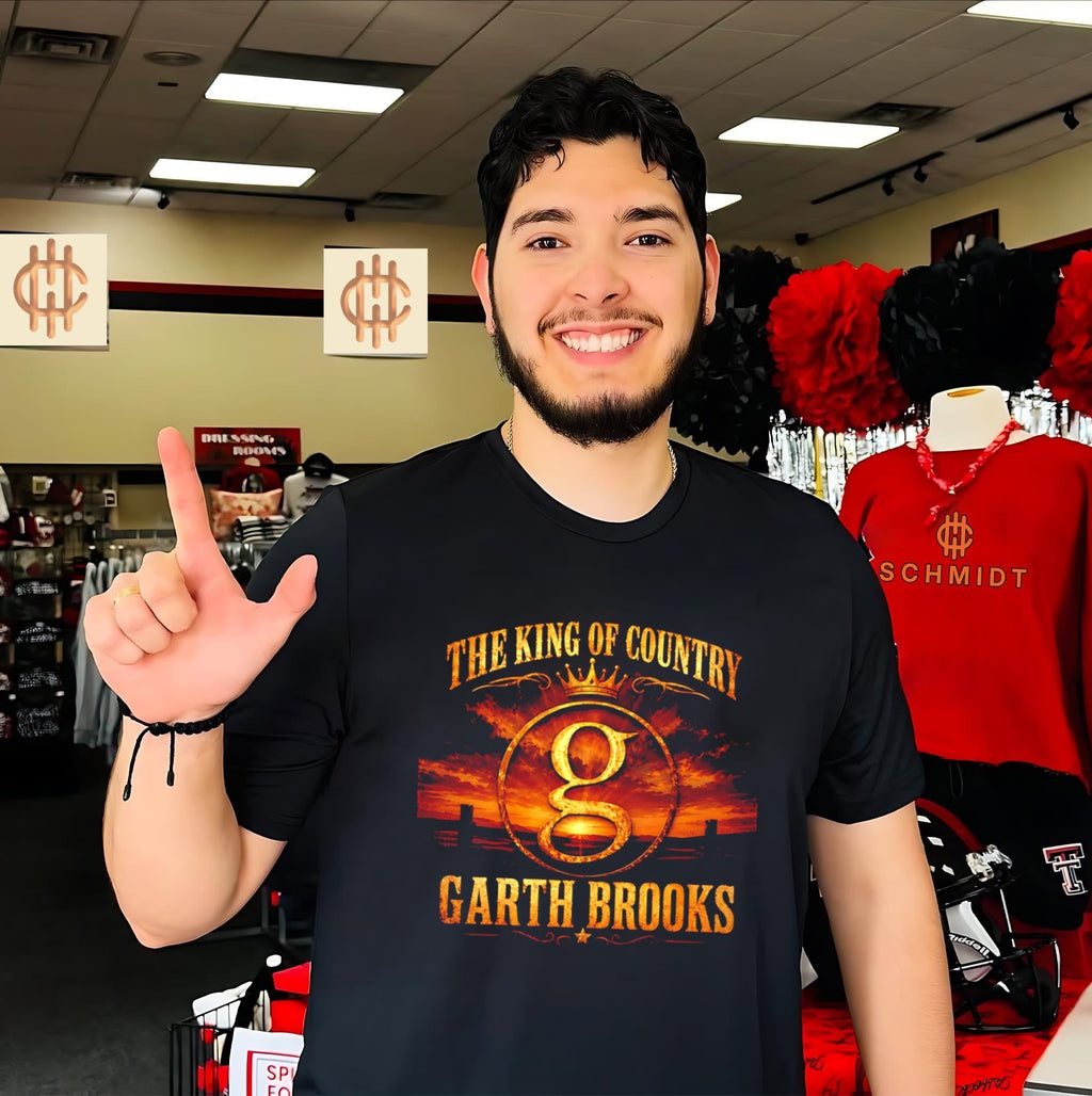 The King of Country Garth Brooks shirt Unisex T-shirt, Sweatshirt, Hoodie, Long Sleeve Tee - T-Shirt, Sweatshirt, Hoodie