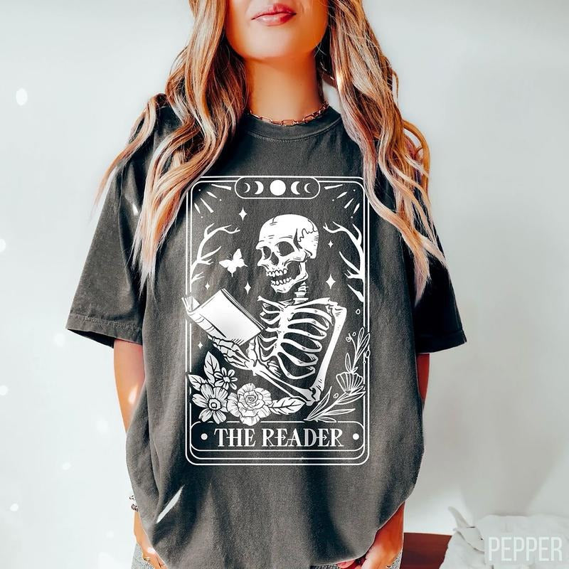 Reader Tarot Card Shirt Skeleton Reading Tarot Card Book Lover Bookish Shirt Tarot Lover T-Shirts, Hoodie, Sweatshirt - T-Shirt, Sweatshirt, Hoodie