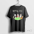 Trending Dave Portnoy Wearing Panda Gorilla Tiger Fox Betting Zoo T-Shirts, Hoodie, Sweatshirt - T-Shirt, Sweatshirt, Hoodie