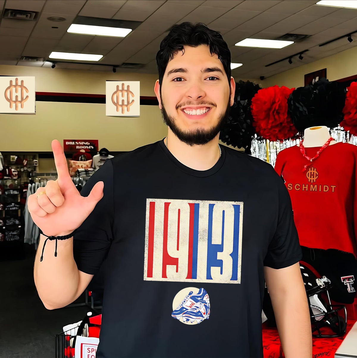 U.S. Soccer Retro 1913 Cleats Icon shirt Unisex T-shirt, Sweatshirt, Hoodie, Long Sleeve Tee - T-Shirt, Sweatshirt, Hoodie