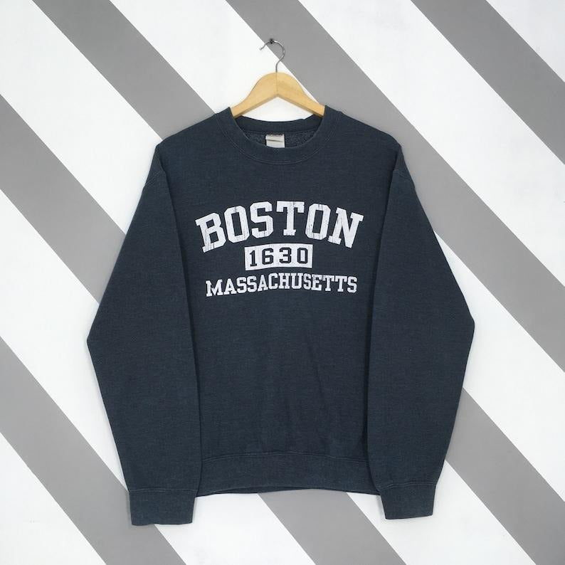 Vintage Y2K Boston City Massachusetts Medium Boston 1630 Massachusetts Spell Out Boston United State T-Shirts, Hoodie, Sweatshirt - T-Shirt, Sweatshirt, Hoodie