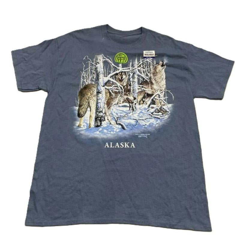 Vintage Y2k Alaska Hidden Wolves Howling Wolf Moon Vintage Y2k Streetwear Menswear Top T-Shirts, Hoodie, Sweatshirt - T-Shirt, Sweatshirt, Hoodie