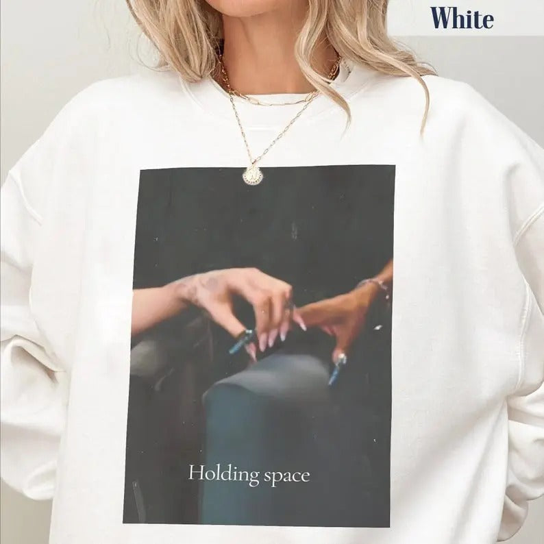 Wicked Holding Space Cynthia Finger Hold Defying Gravity Meme Wicked Movie T-Shirts, Hoodie, Sweatshirt - T-Shirt, Sweatshirt, Hoodie
